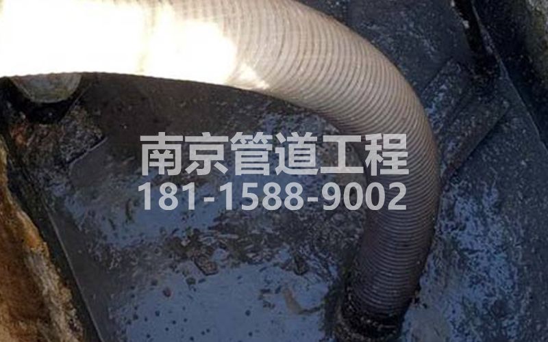 213虹苑抽粪