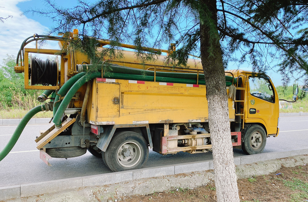 283虹苑清洗抽粪车