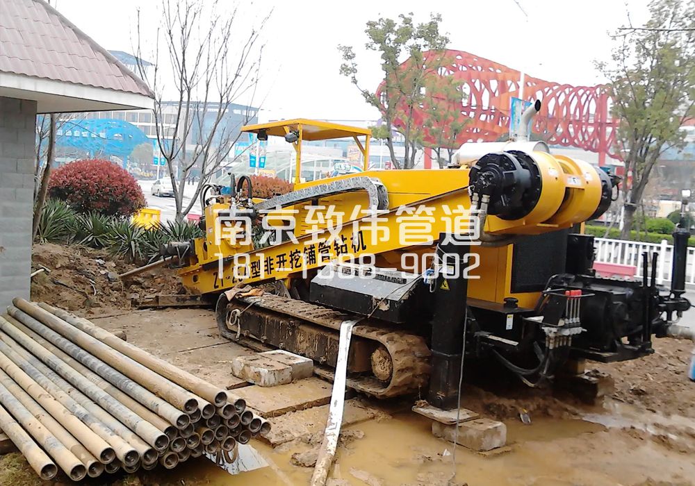 379虹苑拉管置换管道